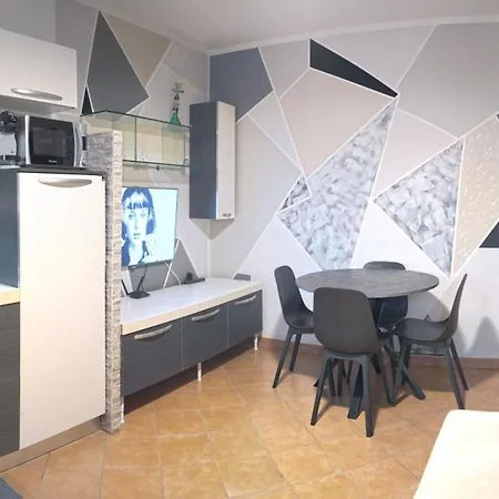 Thecolours Apartment Infernetto